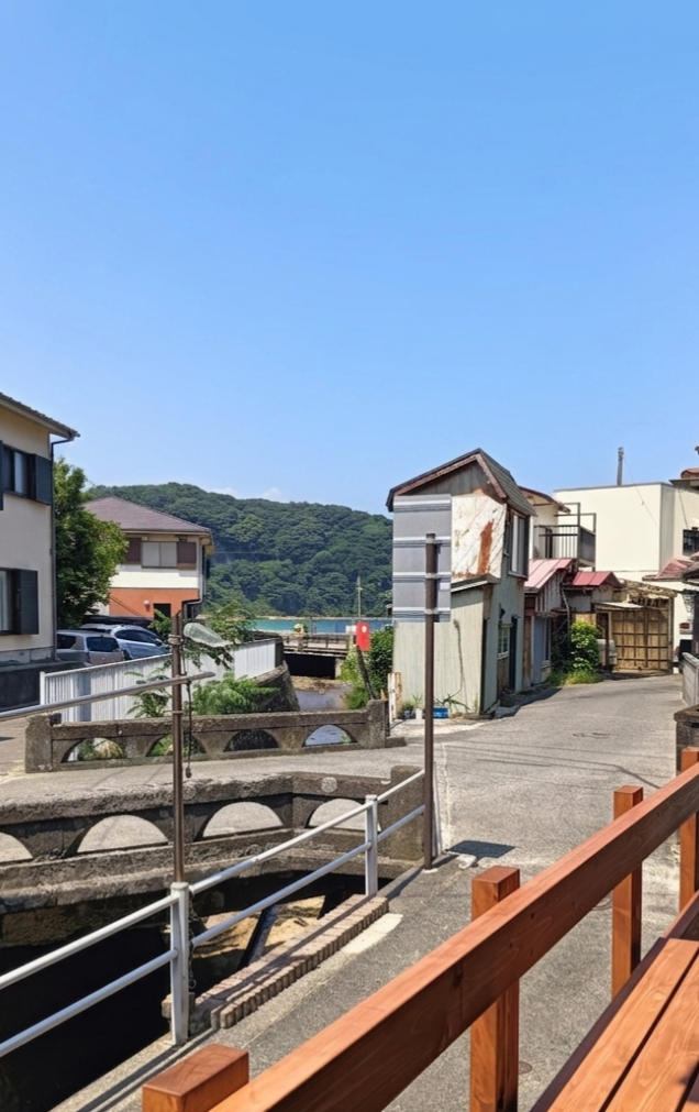 玄関より海水浴場が見えます